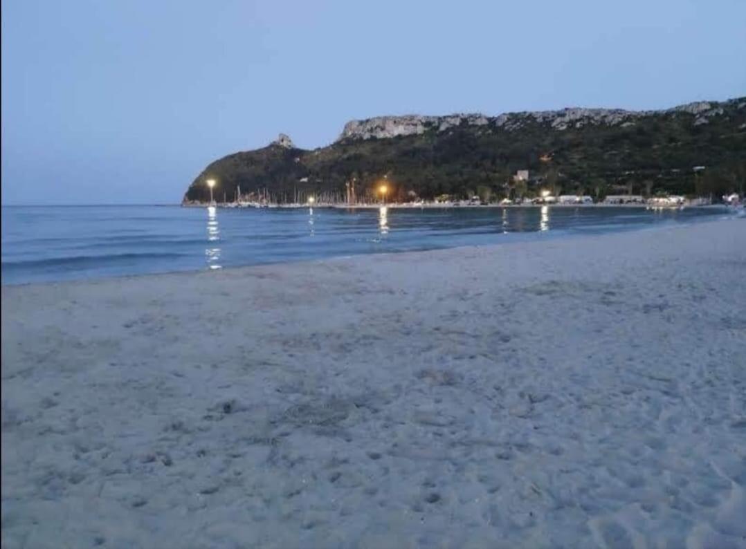 Charlottemaison Panzió Cagliari Kültér fotó