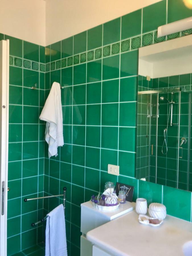 Charlottemaison Panzió Cagliari Kültér fotó