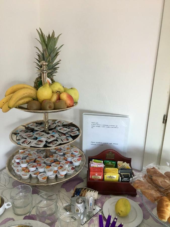 Charlottemaison Panzió Cagliari Kültér fotó
